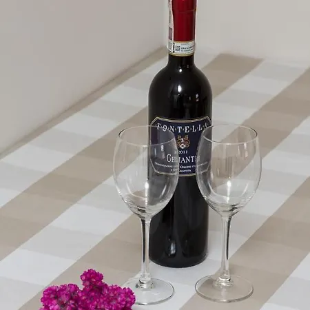 Stare アパート サルビノボ